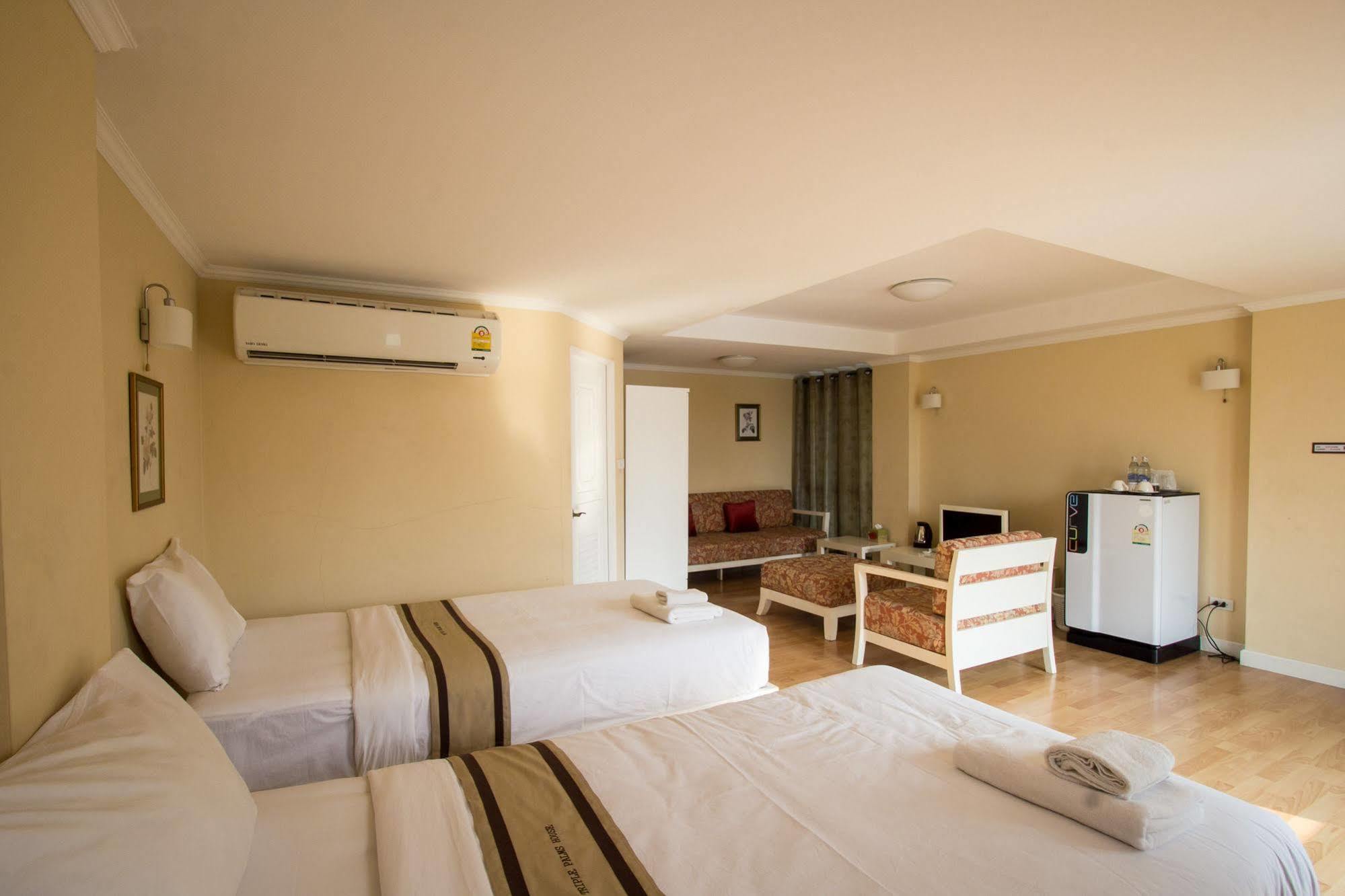 Hotel Triple Palms House Chiang Mai Esterno foto